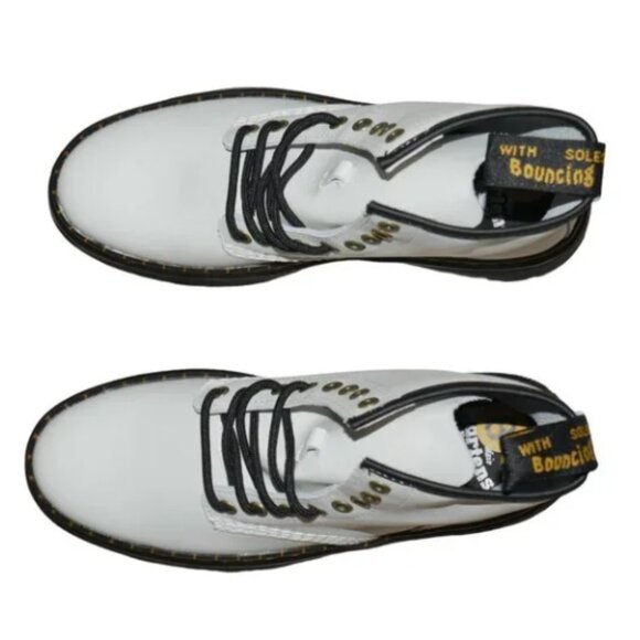 Dr. Martens White Combat Ankle Boots Women's Sizes 8 9 Smooth Leather CHRISTMAS - Picture 7 of 8